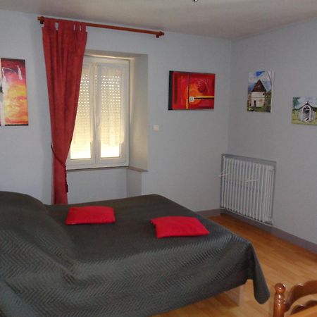 Au Pied Du Cognelot Bed and Breakfast Chalindrey Exteriör bild